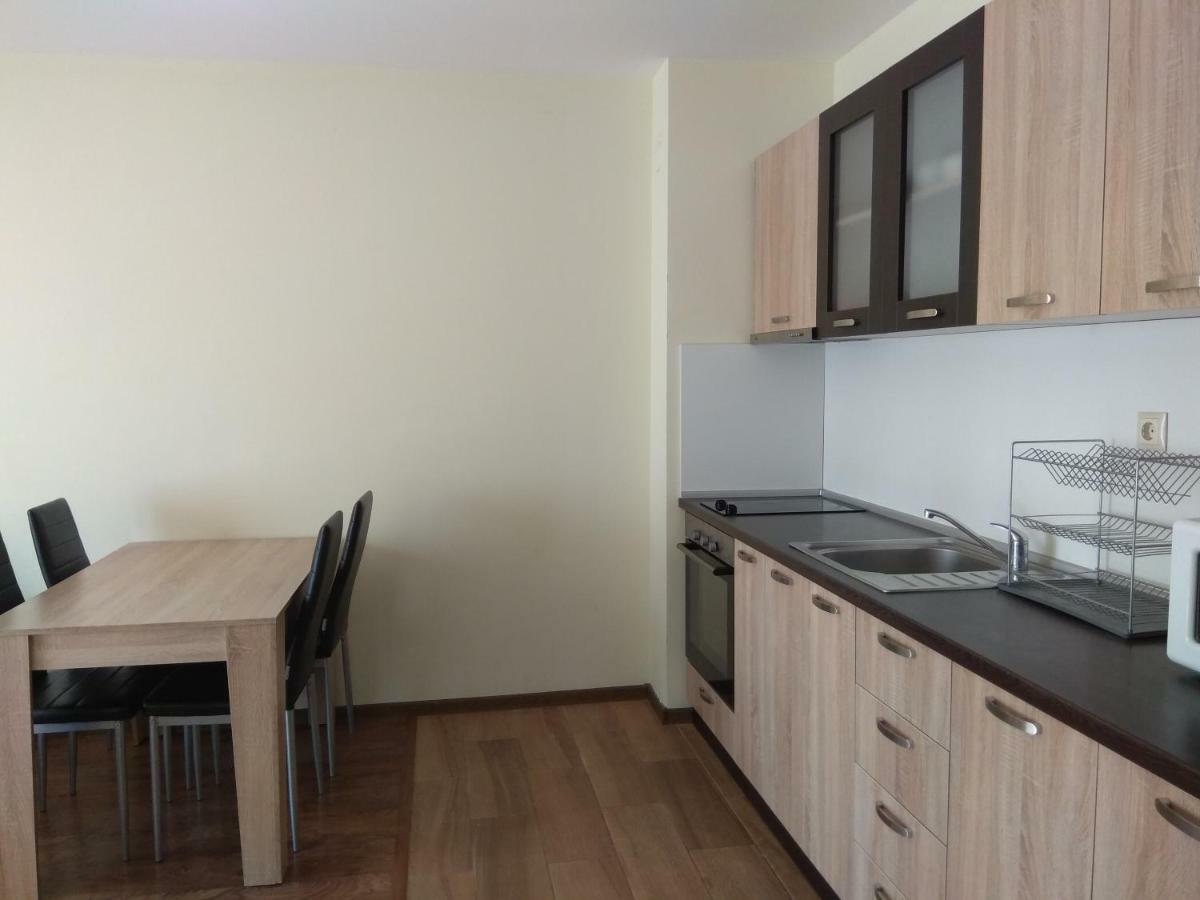 Private Apartment In Faith - Равда Екстер'єр фото